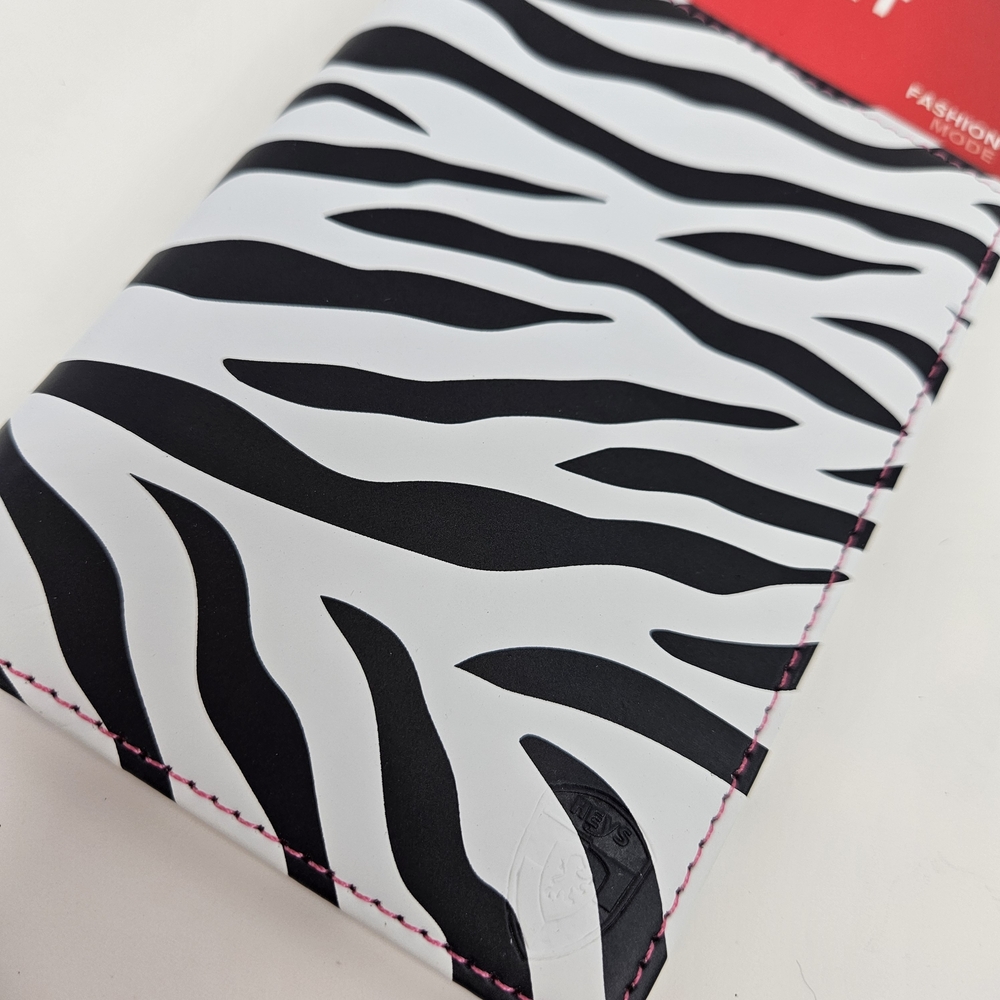 NWT Heys Zebra Animal Print Passport Cover Travel Wallet - Picture 7 of 16